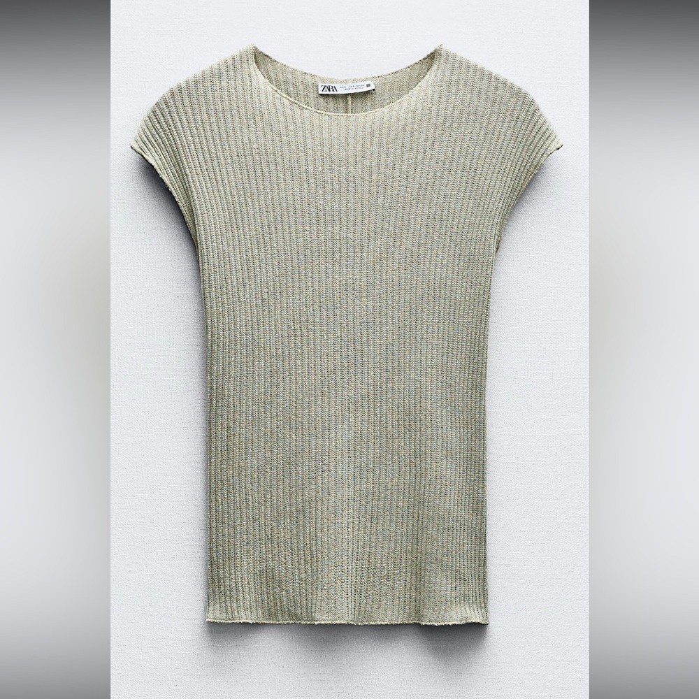 Zara Textured Knit Top in Light Green